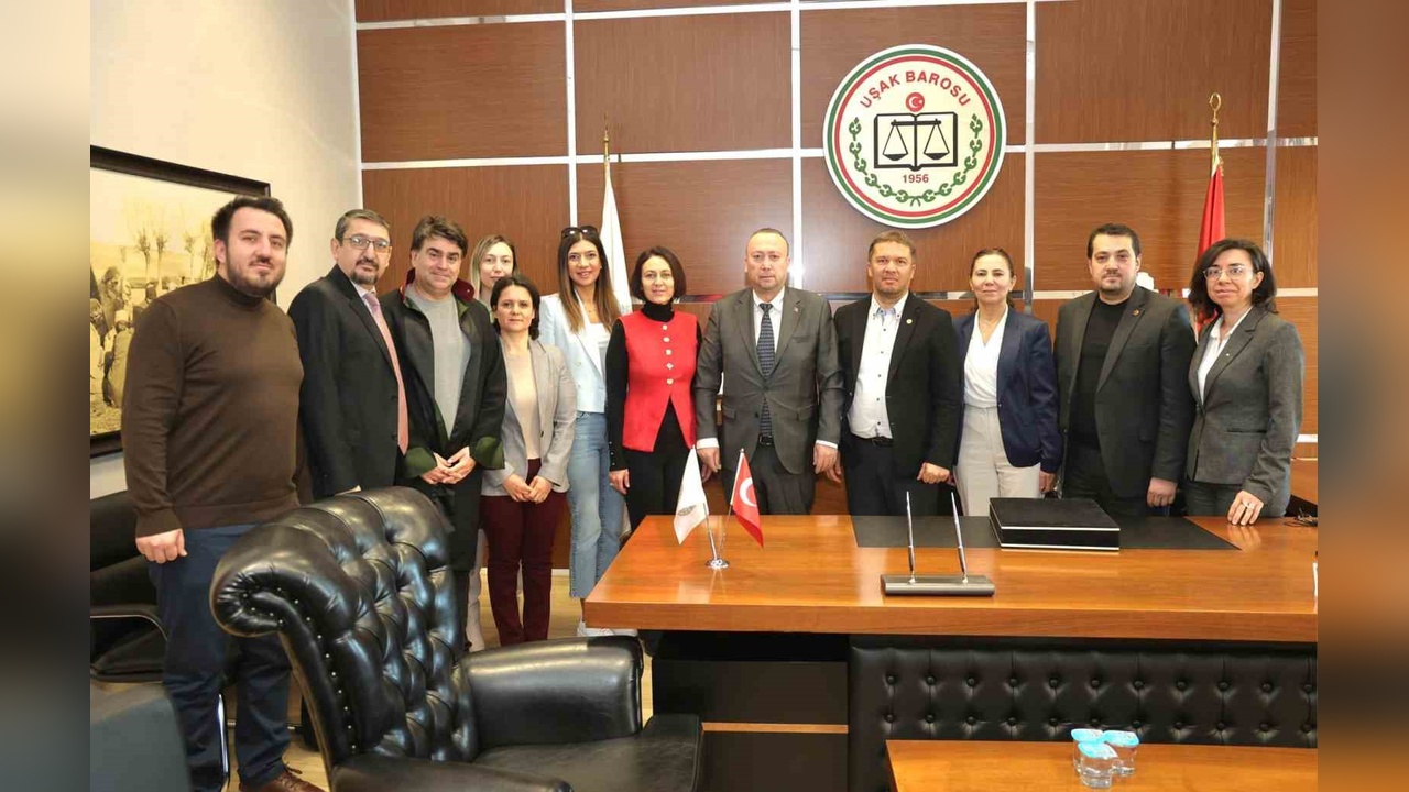 Başkan Yalım, Uşak Barosu'nu Ziyaret Etti