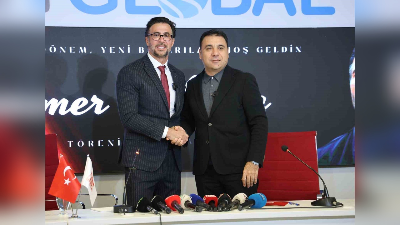 Ömer Erdoğan, Sivasspor'un Yeni Teknik Direktörü Olarak Göreve Başladı