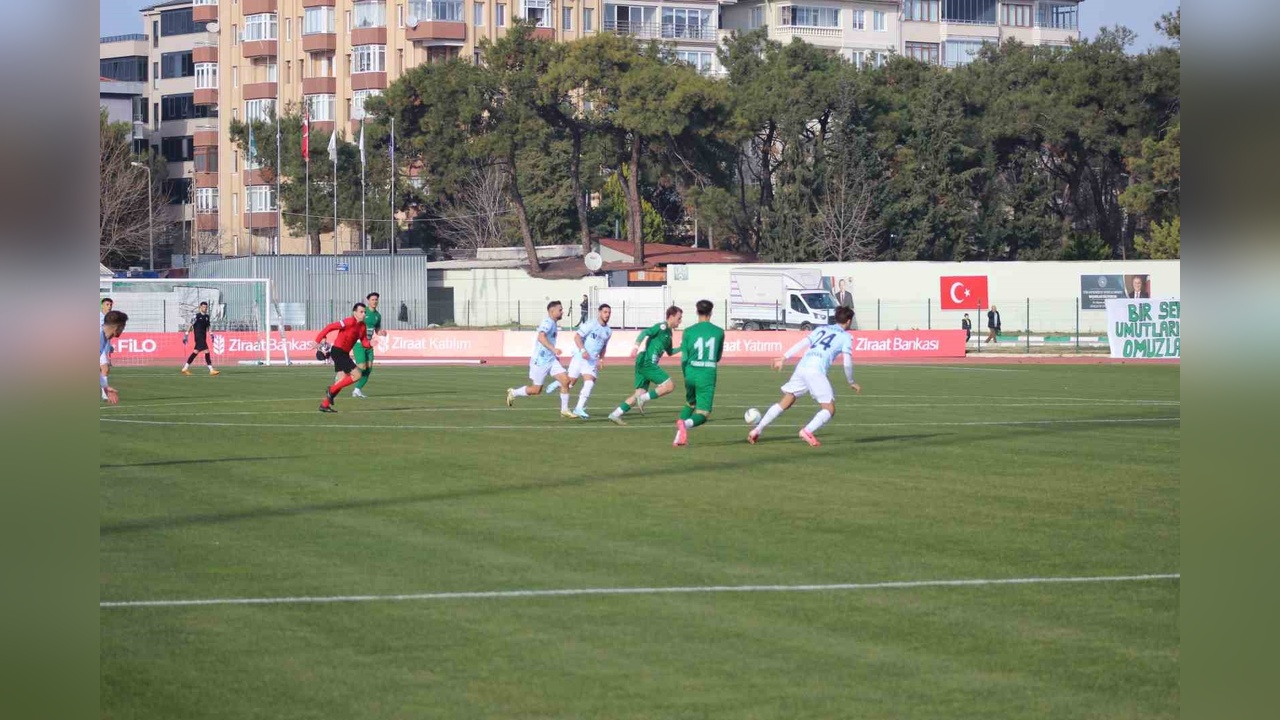 Kırklarelispor, Adana Demirspor'u Mağlup Etti