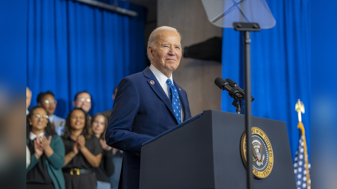 Biden, İtalya'da Papa ile Buluşacak