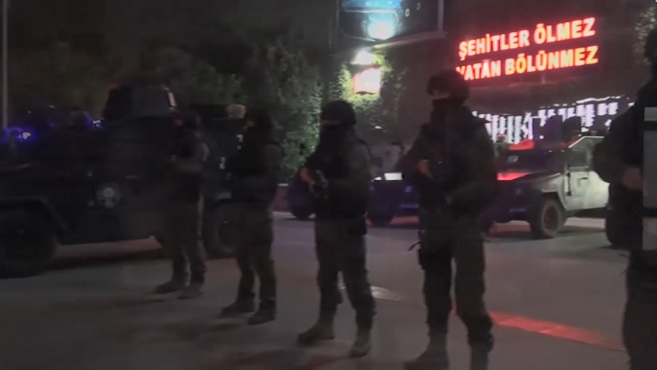 DEAŞ'a Yönelik Operasyonda 16 Gözaltı