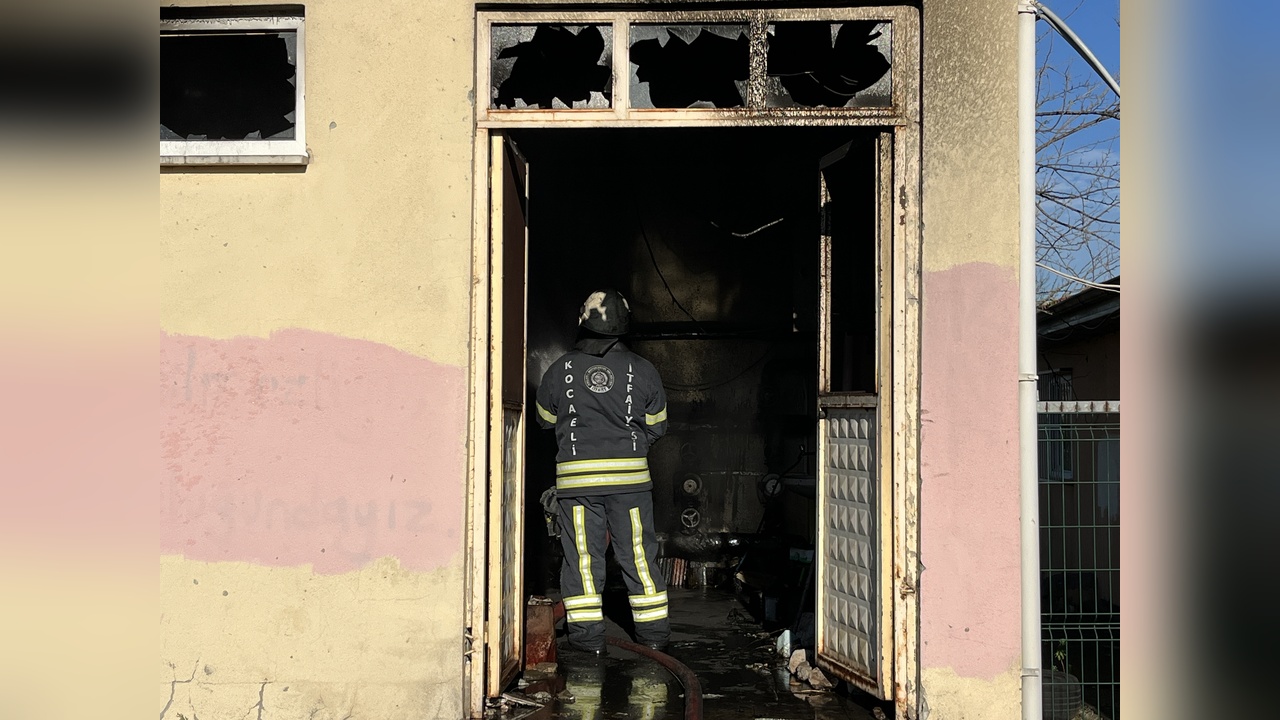Anaokulunda Yangın Paniği: Öğrenciler Güvenli Alana Tahliye Edildi