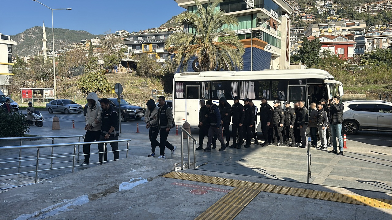 Yasa Dışı Bahis Operasyonu: 13 Şüpheli Adliyeye Sevk Edildi