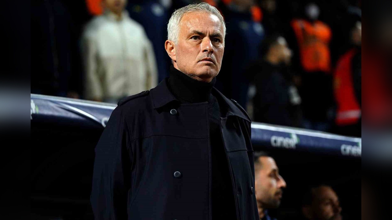 Mourinho, Eyüpspor karşısında kadroda köklü değişiklikler yaptı
