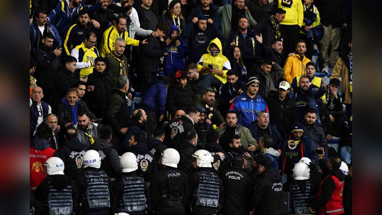 Fenerbahçe'nin Deplasman Performansı Dikkat Çekiyor