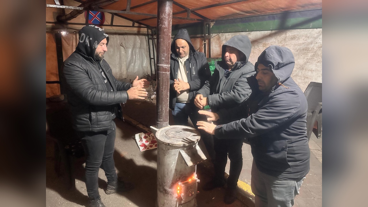 Soğuk Hava Koşullarında Eylem Devam Ediyor