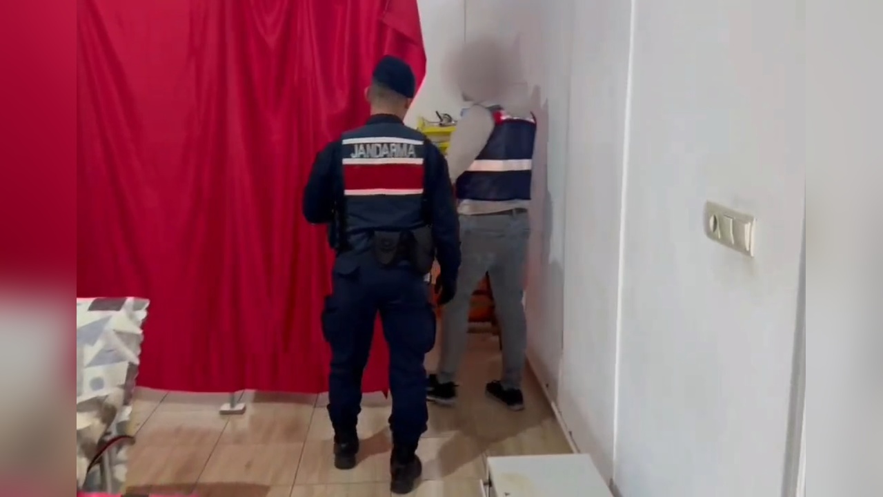 Sahte İlaç ve Yetkisiz Muayene Operasyonu