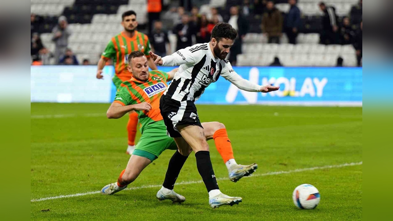 Beşiktaş ve Corendon Alanyaspor Beraberlik Yaşadı