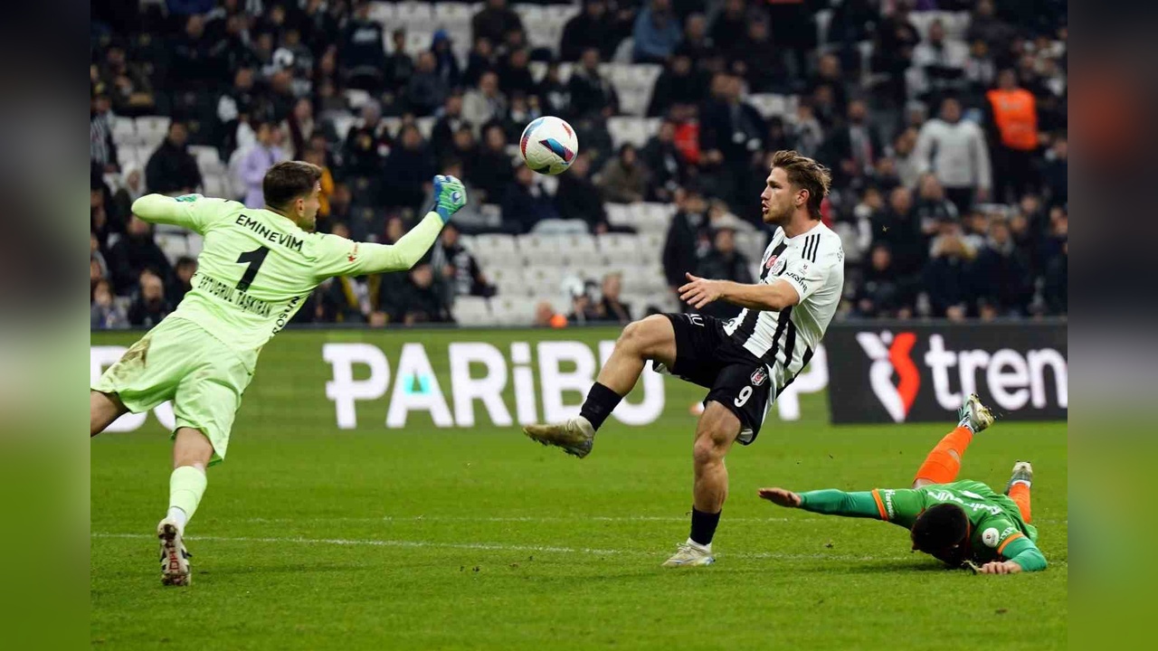 Beraberlik Maçı: Beşiktaş ve Corendon Alanyaspor Puanları Paylaştı