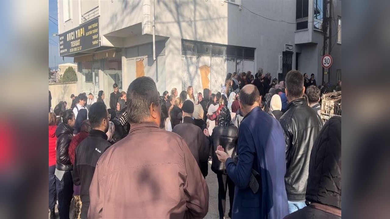 Sosyal Medya Fenomenine Veda Töreni Gerçekleşti