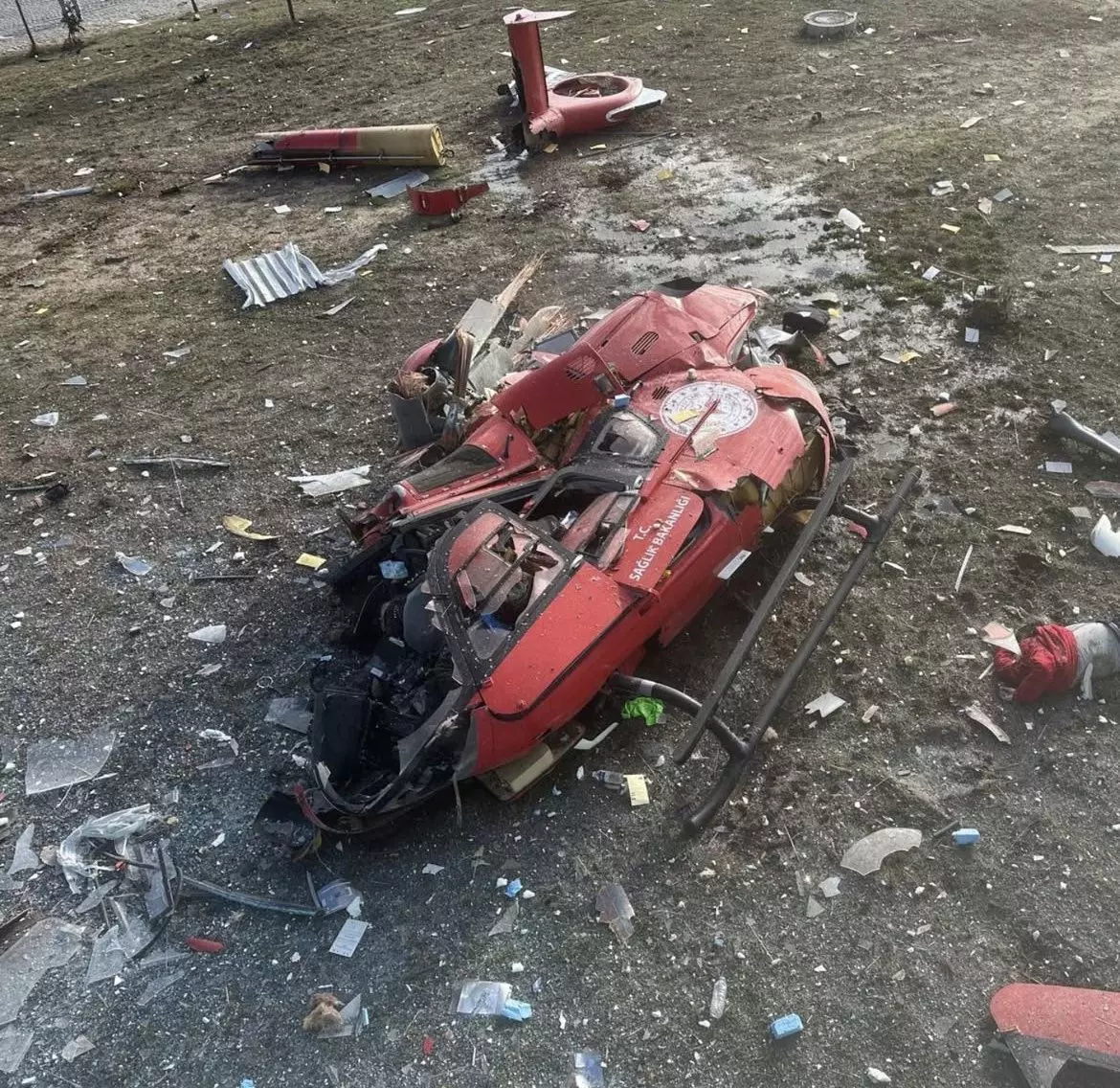 Muğla'da helikopter hastaneye çarptı!