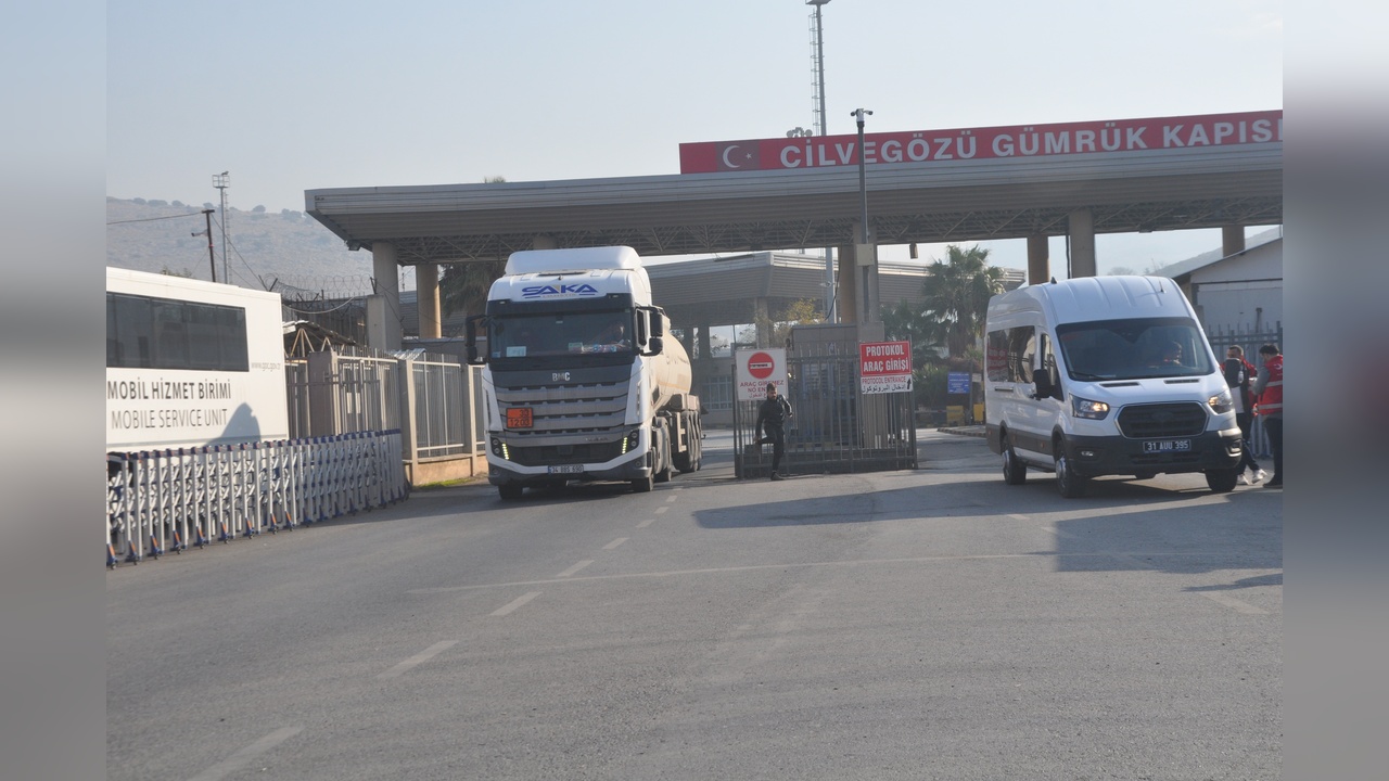 Cilvegözü Sınır Kapısı'nda TIR Trafiği Artıyor