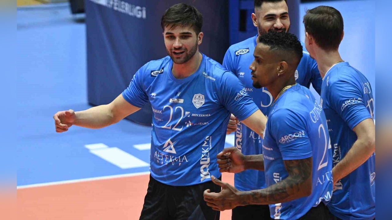Altekma Voleybol Takımı İstatistiklerde Lider Konumda