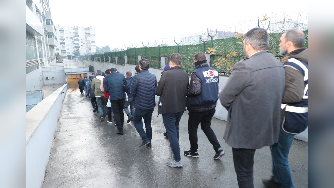Mersin'de Rüşvet Operasyonu: 114 Şüpheli Adliyeye Sevk Edildi
