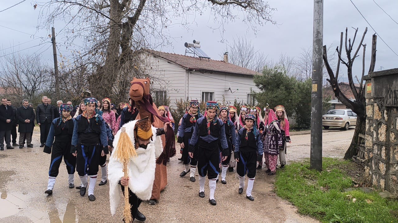 Eski Geleneklerle Kışa Merhaba