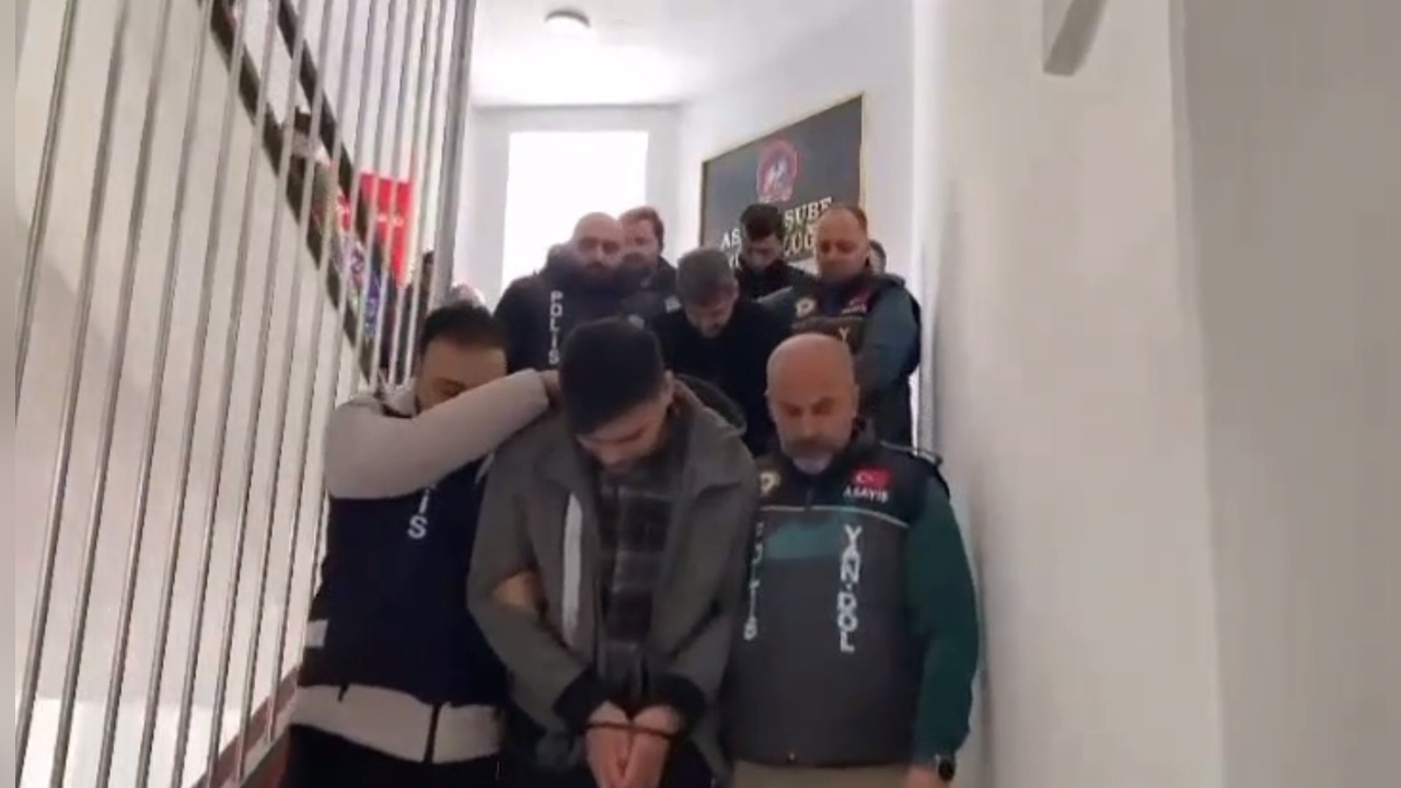 Dolandırıcılık Çetesi Operasyonunda 47 Kişi Gözaltında