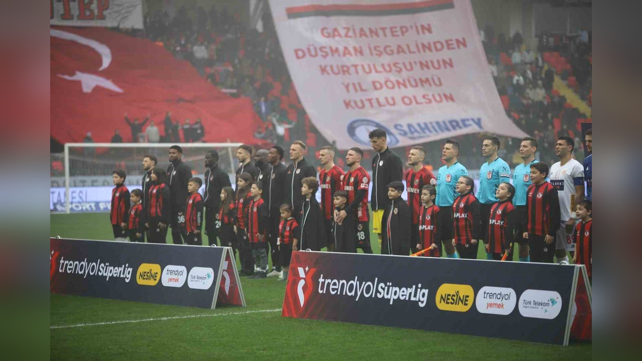 Süper Lig'de Kıran Kırana Mücadele