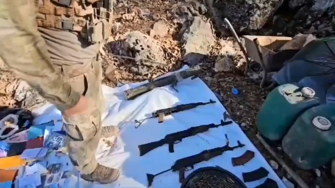Pençe-Kilit Operasyonu'nda Silah ve Mühimmat Yakalandı