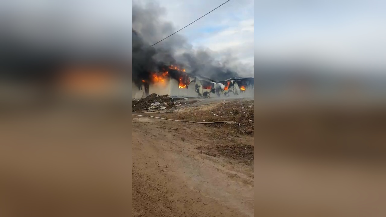 Konteyner Yangını Elazığ'da Üç İşçiyi Yaraladı