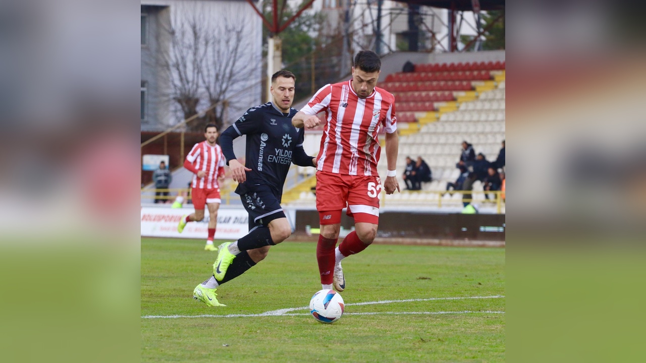 Kocaelispor, Boluspor'u Mağlup Etti