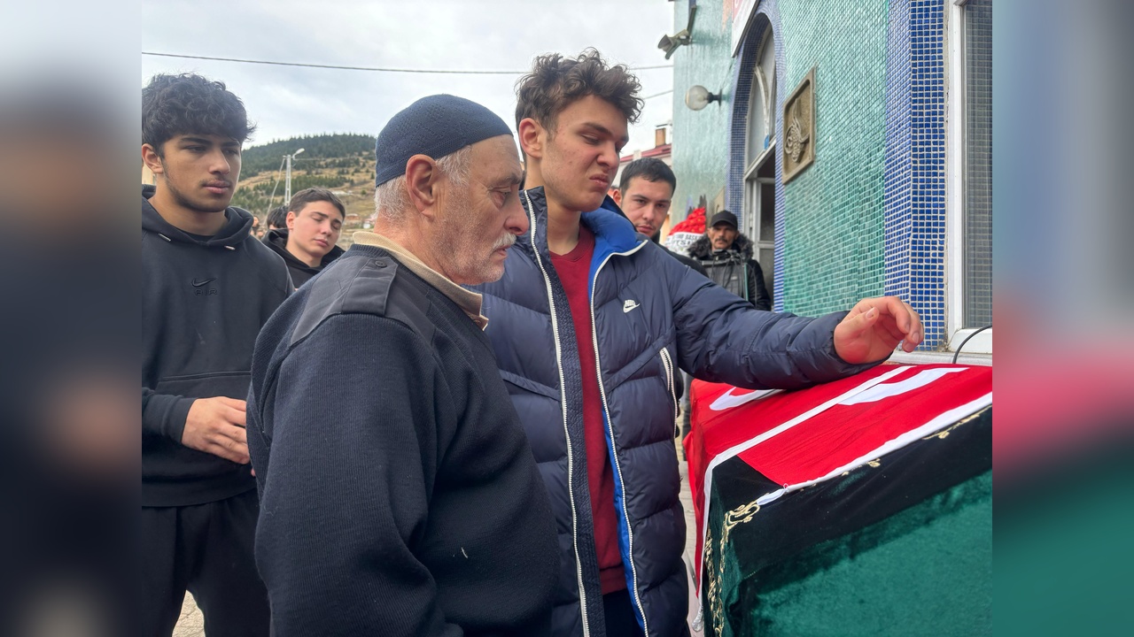 Milli Judocu Emre'ye Veda Töreni Düzenlendi