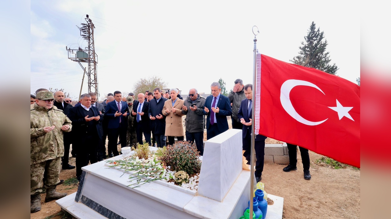 Şehit Mezarı Ziyaretiyle Anıldı