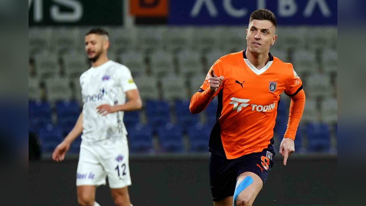 Piatek, Süper Lig'de 12. Gol Sevincini Yaşadı