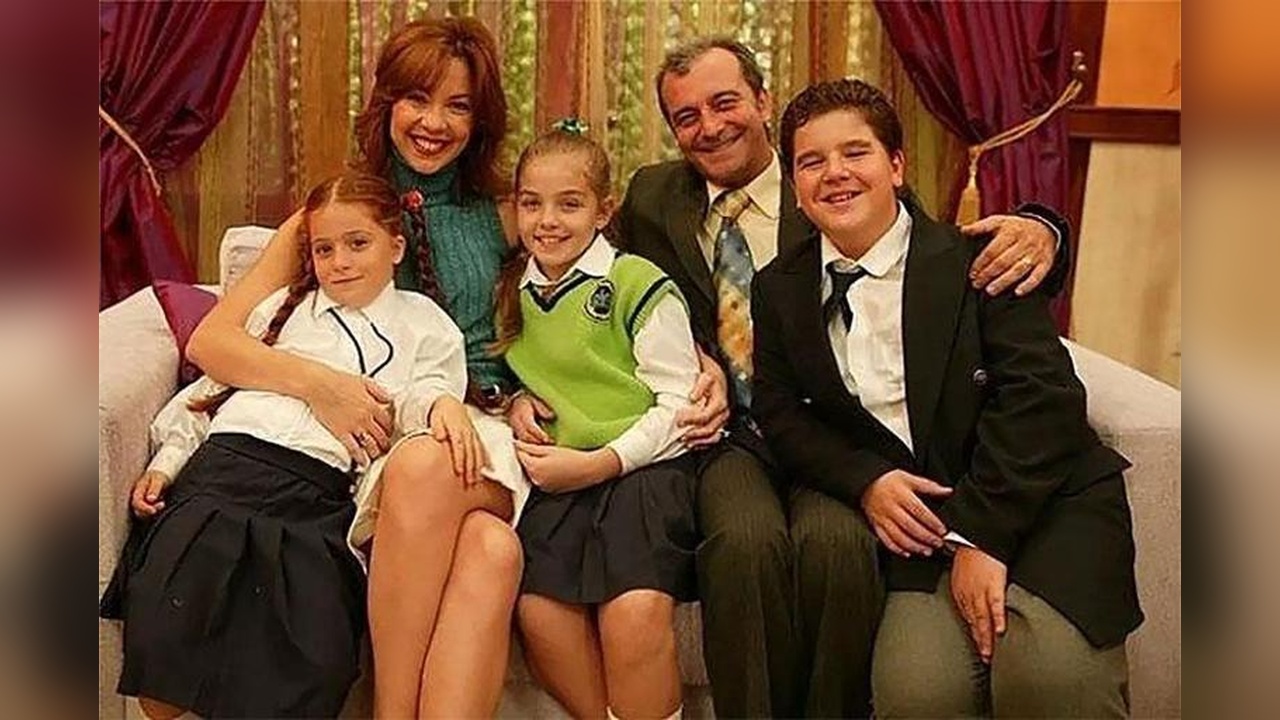 Sihirli Annem Oyuncuları Yeniden Buluştu