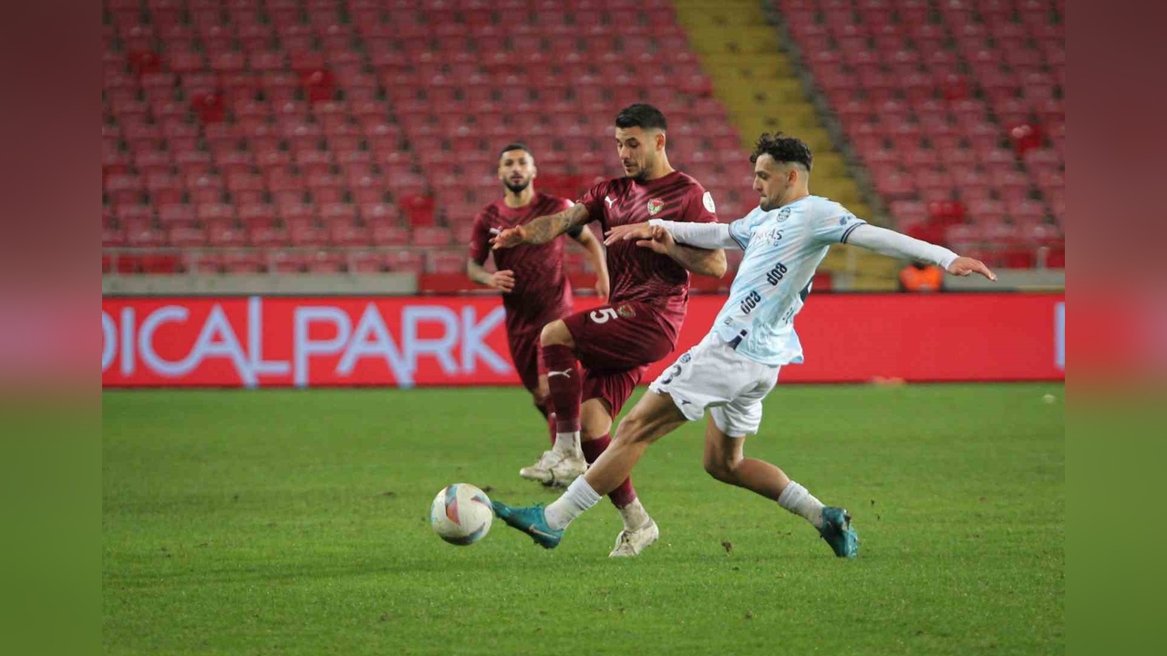 Adana Demirspor, Hatayspor'u Mağlup Etti