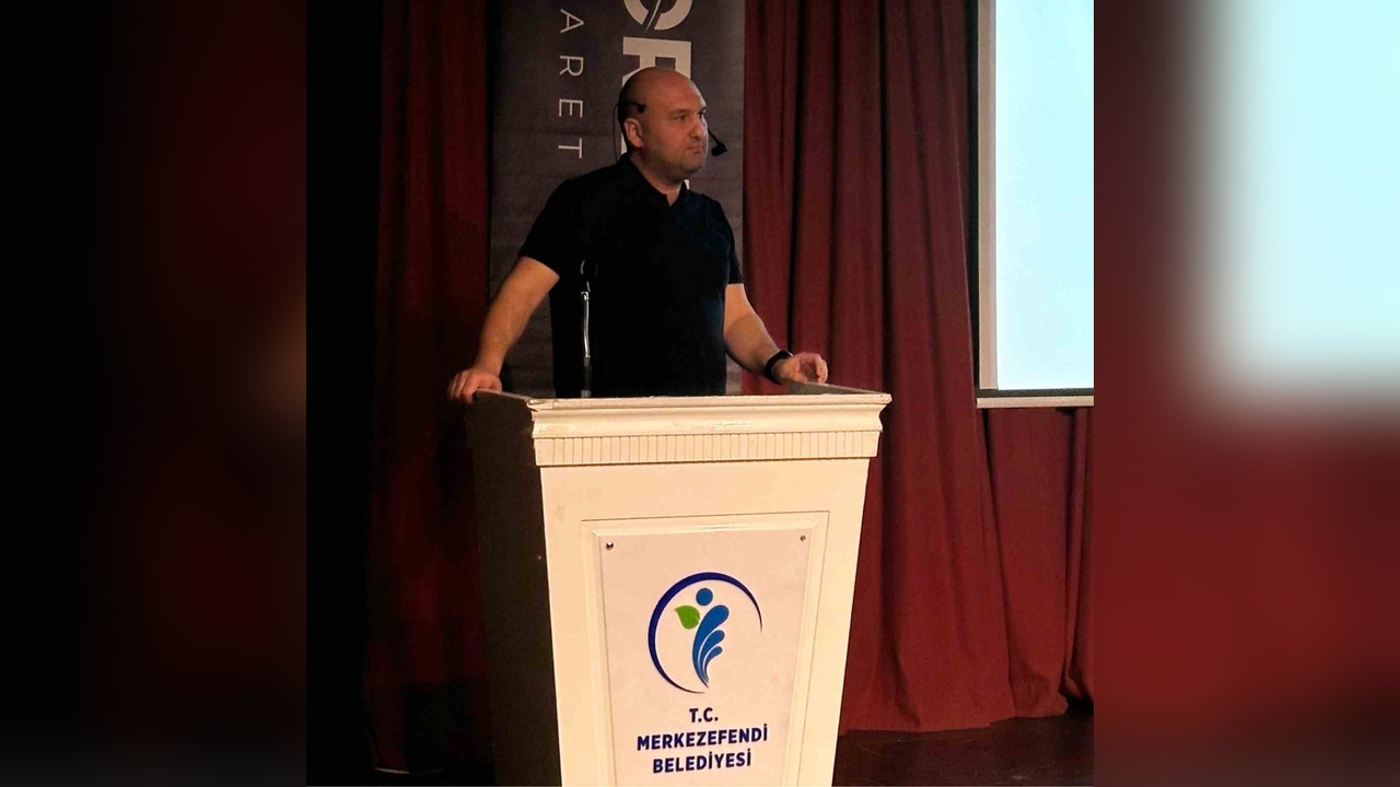 E-Ticaret Konferansında Büyüme Stratejileri Ele Alındı