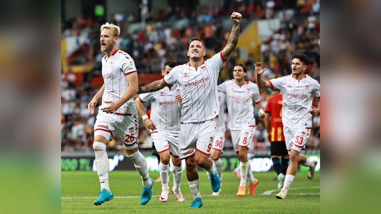 Sivasspor'un Yeni Yıl Kamp Programı Belirlendi