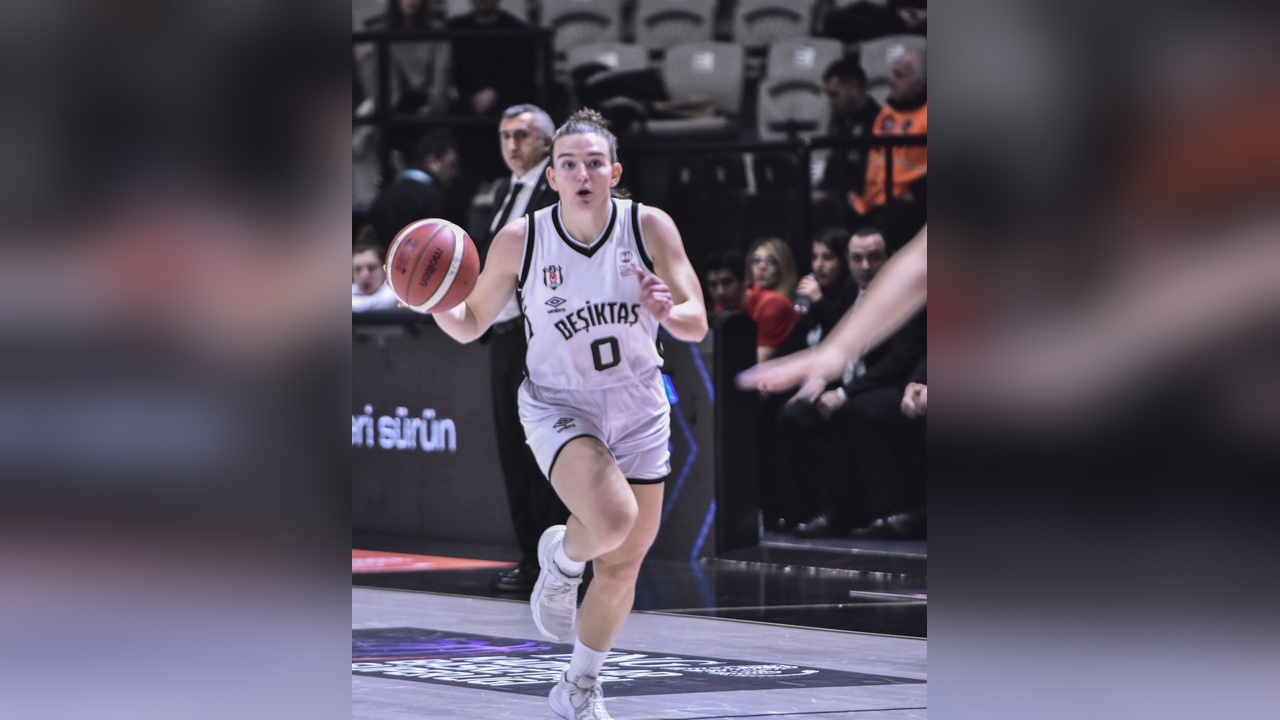 Beşiktaş Farklı Kazandı