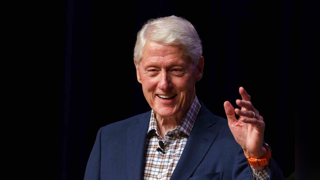 Clinton Hastaneden Taburcu Oldu