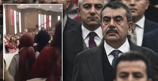 Milli Eğitim Bakanı'na öğretmenlerden protesto şoku