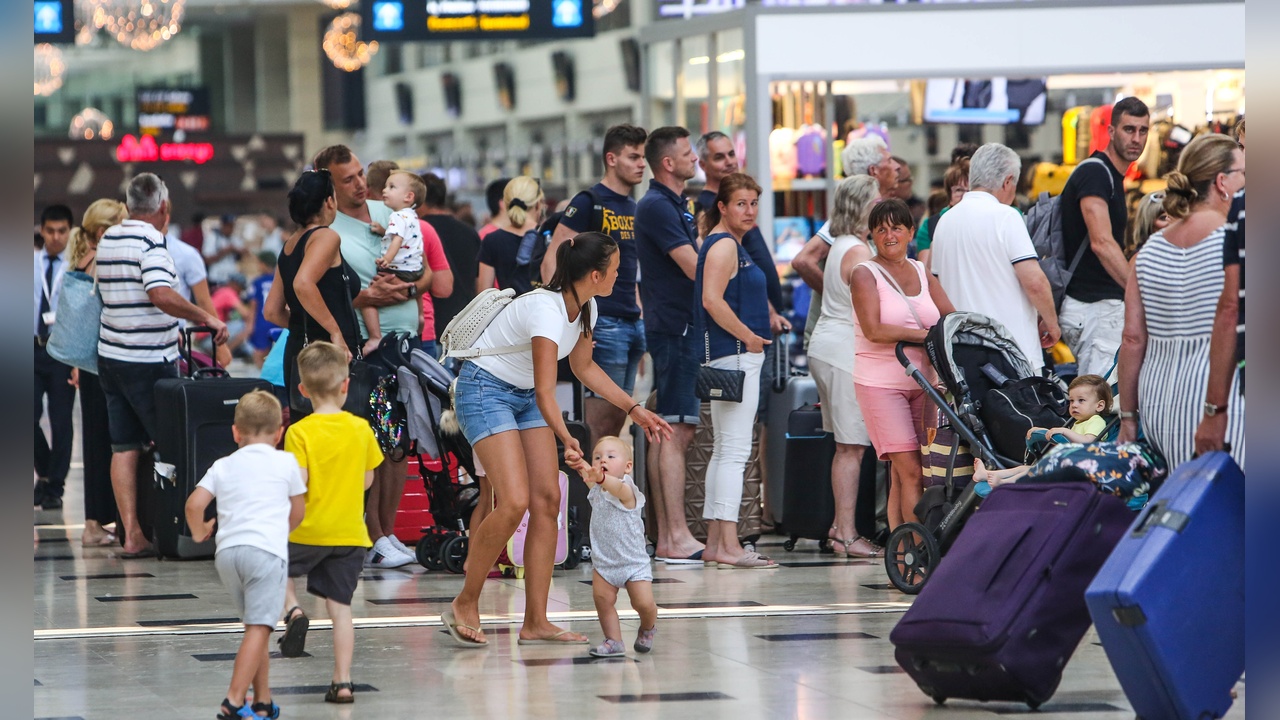 Antalya, 2025 İçin Turist Hedefini Belirledi