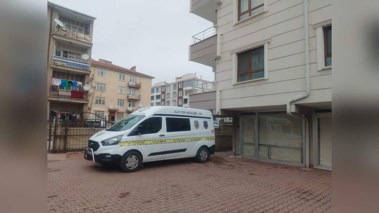 Hamile Kadının Bebeği Ankara'ya Sevk Edildi