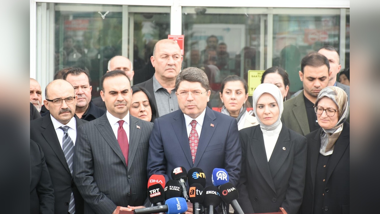 Patlama Sonrası İşçiler Uğurlanıyor