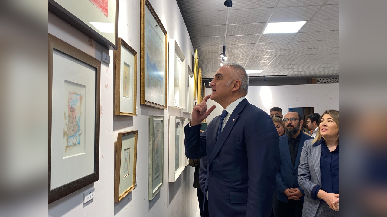 Bakan Ersoy Geleneksel El Sanatlarını Değerlendirdi