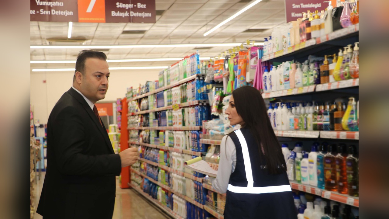 İzmir'de Market Denetimleri Artıyor