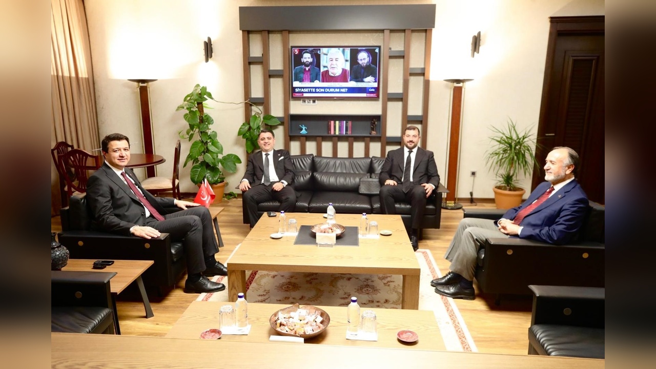 Genç Parti, Saadet Partisi'ni Ziyaret Etti