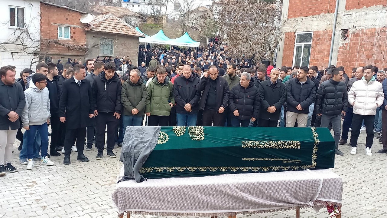 Fabrika Patlaması Anbean Kaydedildi