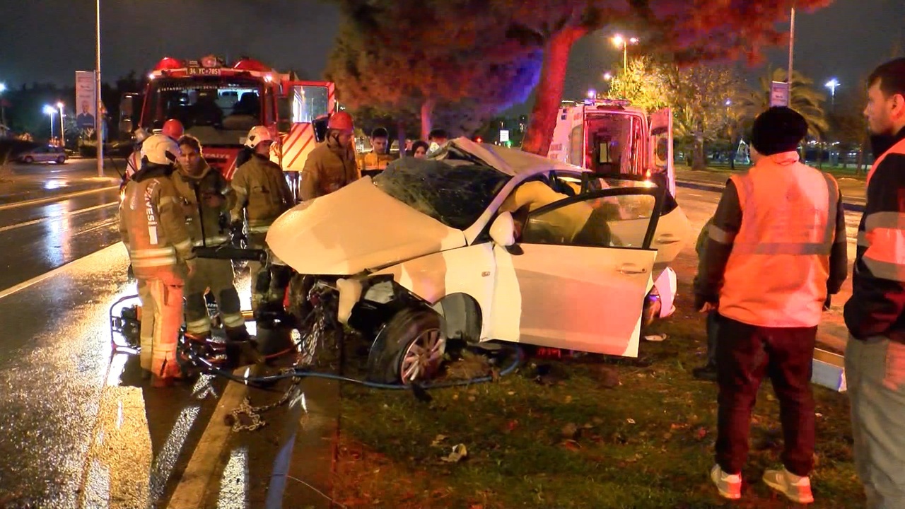 Kartal'da Trafik Kazası: İki Kişi Yaralandı