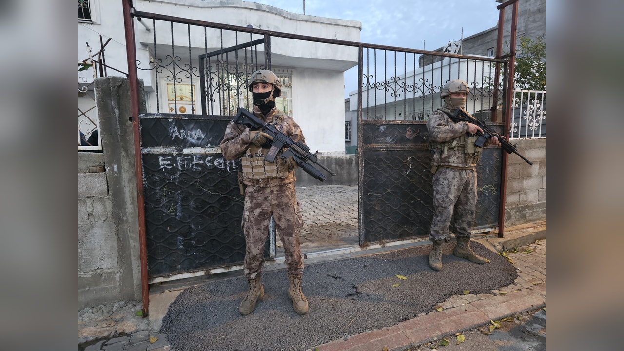 Uyuşturucu Operasyonu: 25 Gözaltı Kararı