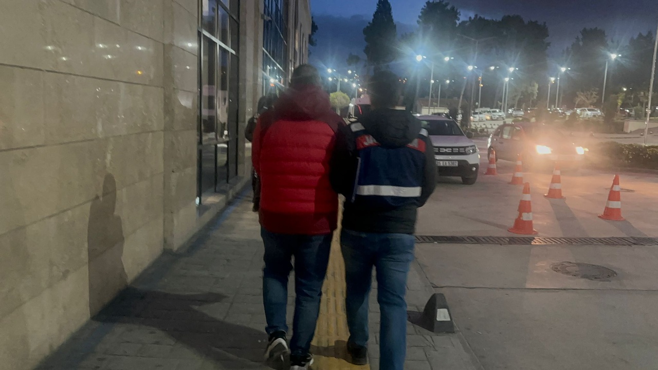 Beş Şüpheli Terör Propagandası Nedeniyle Gözaltına Alındı