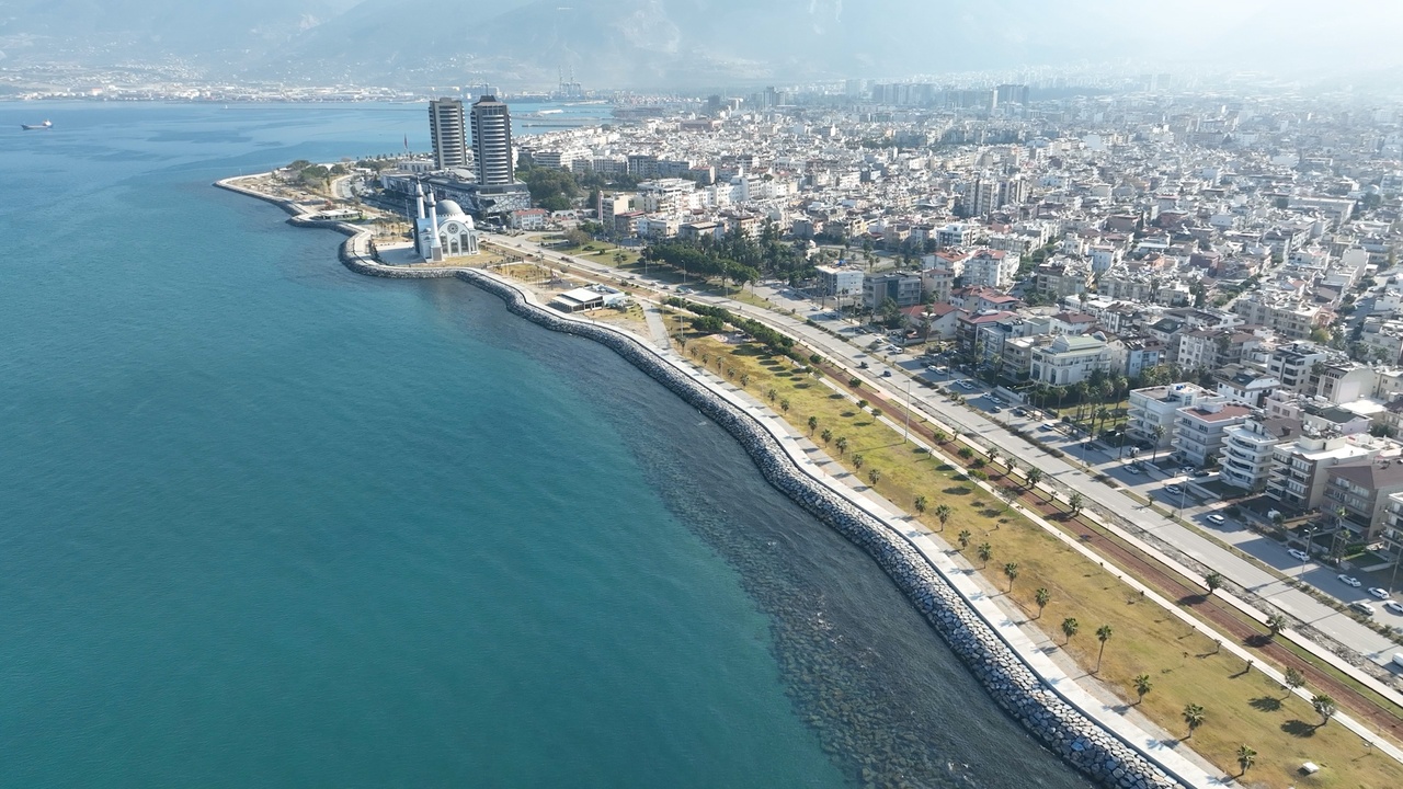 İskenderun Sahilleri Yeniden Hizmete Girecek