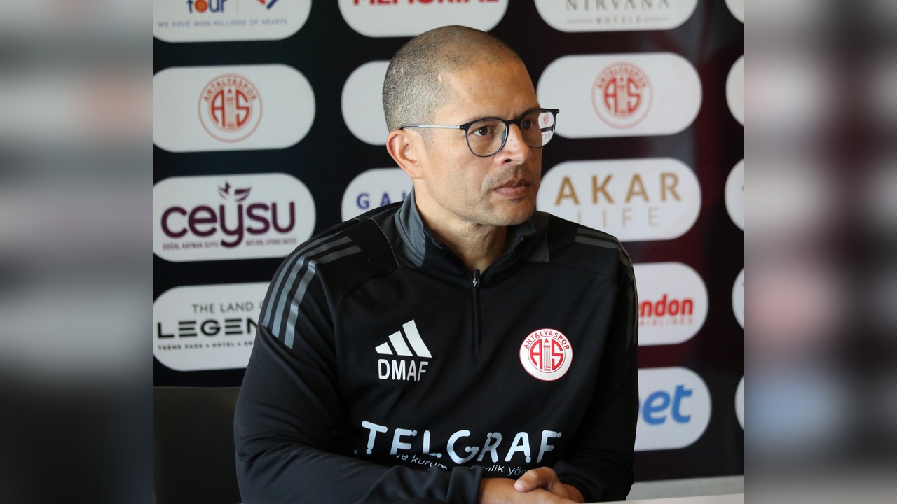 Alex de Souza'dan Teknik Direktörlük Açıklamaları