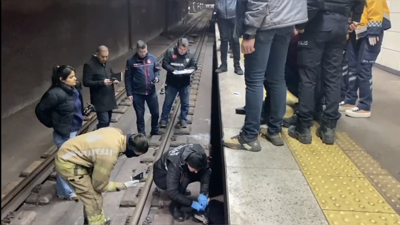 Marmaray Hattında Trajik Olay: Raylara Atlayan Birey Hayatını Kaybetti