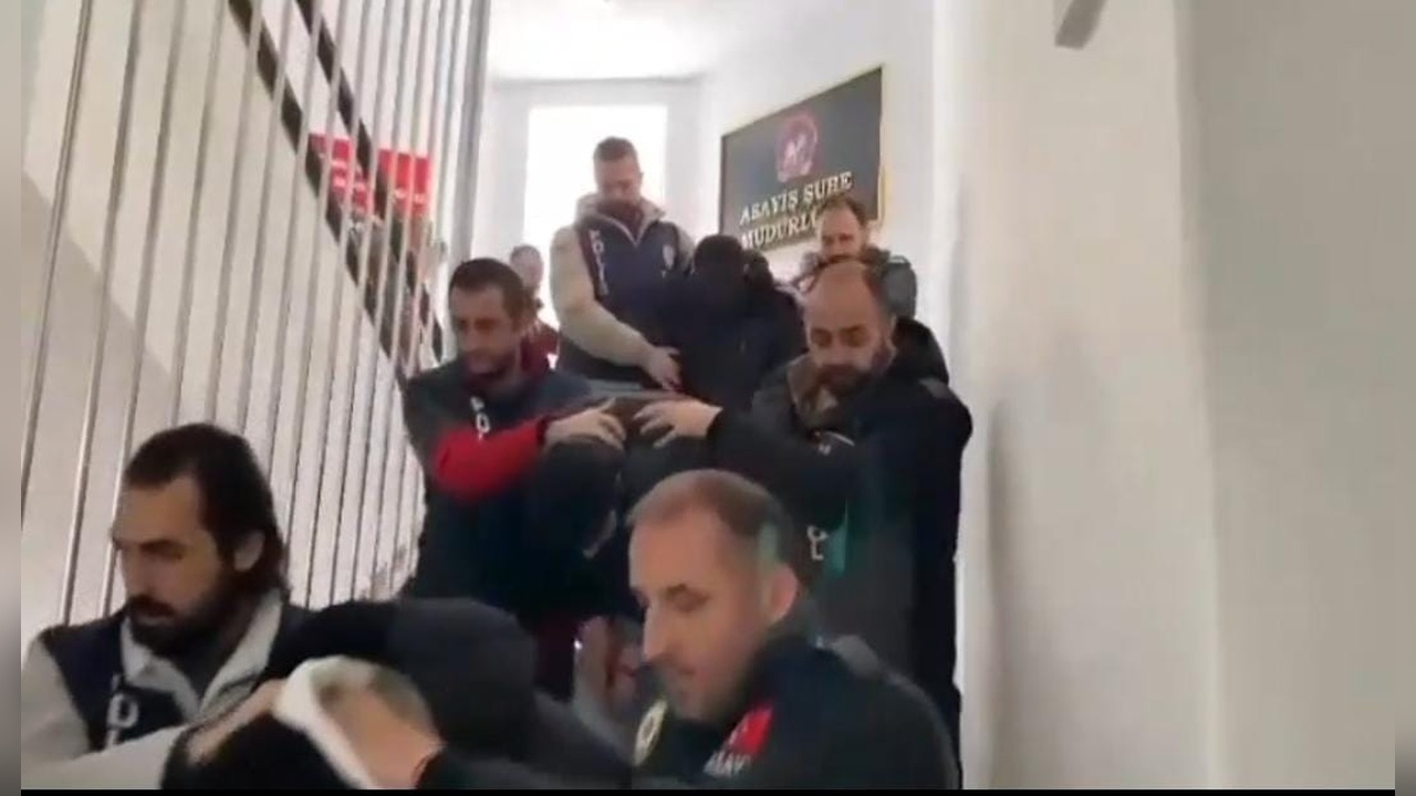 Telefon Dolandırıcılığına Karşı Operasyon: 10 Kişi Tutuklandı