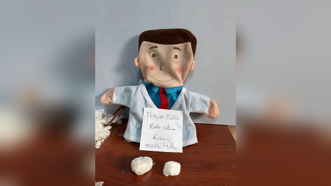 Uyuşturucu Madde Bez Bebek İçerisinde Bulundu