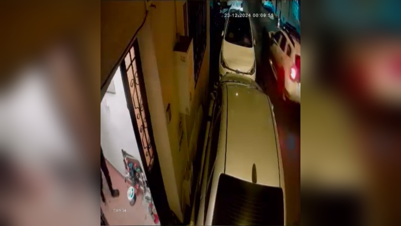 Sarıyer'de Eşinin Ağabeyine Ait Araca Zarar Verildi